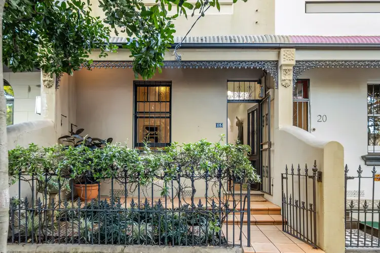 18 Burren Street, Erskineville NSW 2043