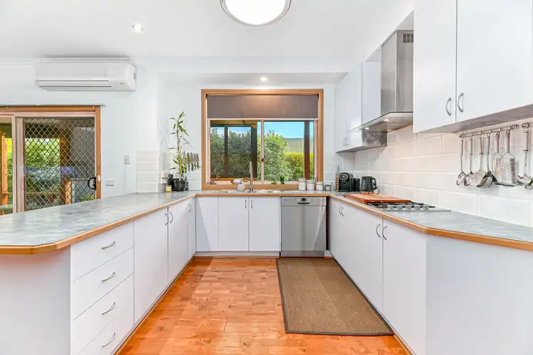 Sixth view of Homely house listing, 14 Grenville Court, Berwick VIC 3806