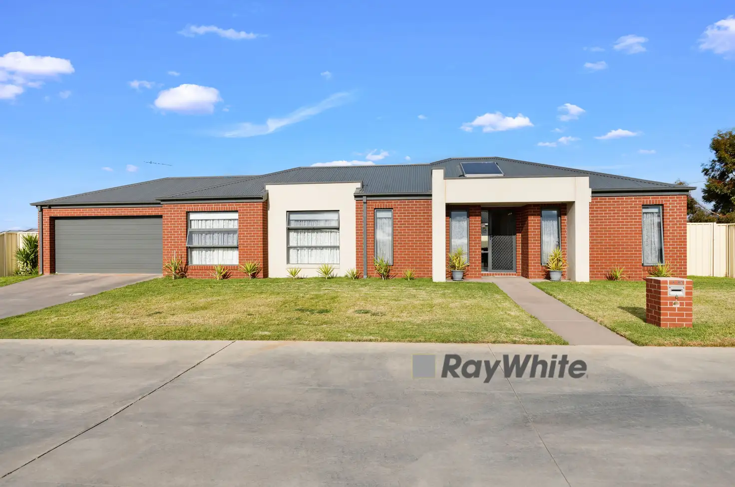 Main view of Homely house listing, 1/82 Ellswood Crescent, Mildura VIC 3500