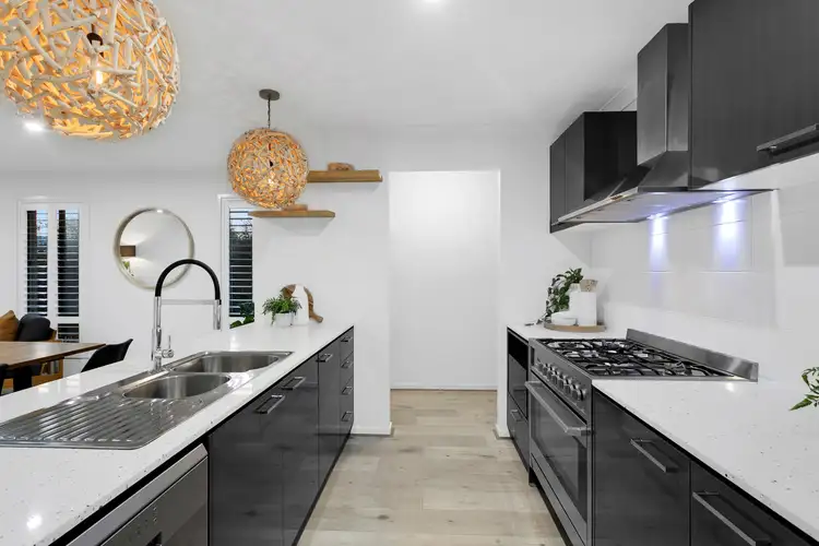 Fifth view of Homely house listing, 2 Oban Road, Officer South VIC 3809