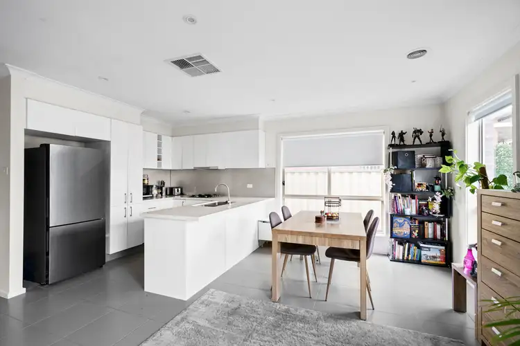 Main view of Homely unit listing, 2/43 Talbot Street, Altona Meadows VIC 3028