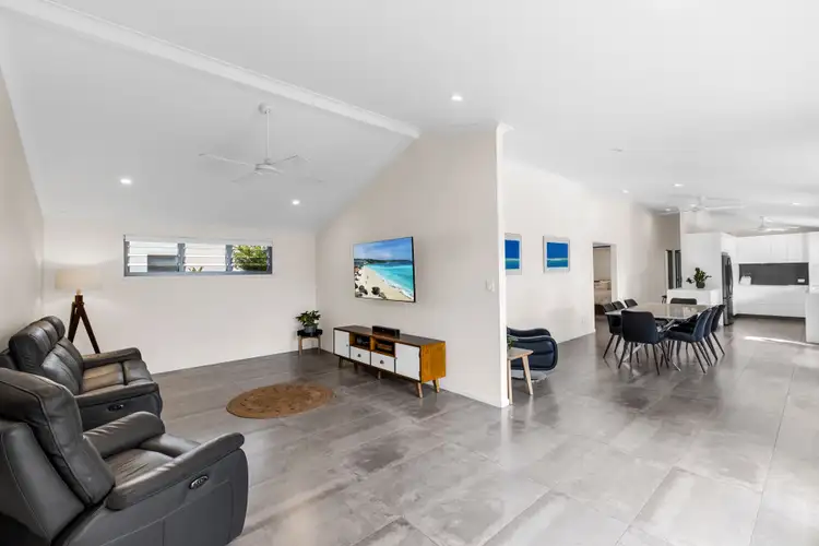 Fifth view of Homely house listing, 2 Nagari Place, Warana QLD 4575