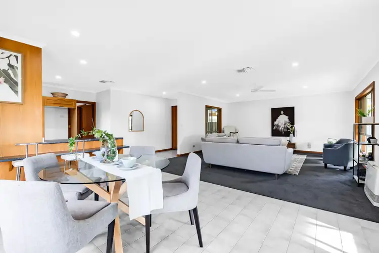 Sixth view of Homely house listing, 17 Caffrey Court, Irymple VIC 3498