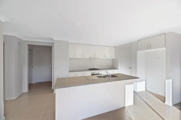 Second view of Homely house listing, 8 Shakespeare Court, Drouin VIC 3818