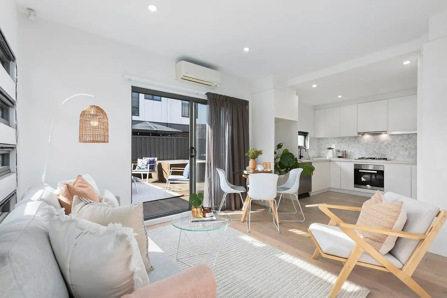 Main view of Homely apartment listing, 1/190 Bignell Road, Bentleigh East VIC 3165