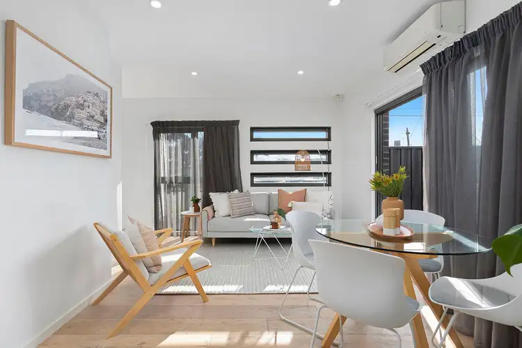 Third view of Homely apartment listing, 1/190 Bignell Road, Bentleigh East VIC 3165