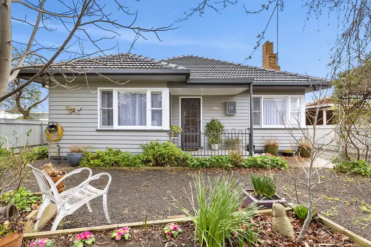 15 Currajong Avenue, Ararat VIC 3377