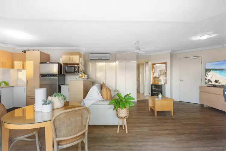 1/10 Edward Street, Alexandra Headland QLD 4572