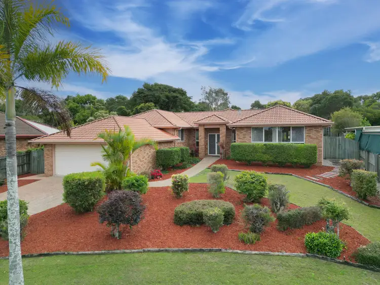 215 Endeavour Drive, Banksia Beach QLD 4507