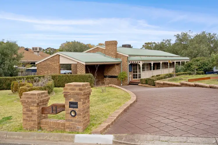 11 Augusta Place, Darley VIC 3340