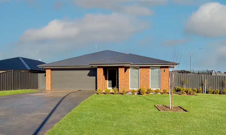 1 Acacia Circuit, Parkes NSW 2870