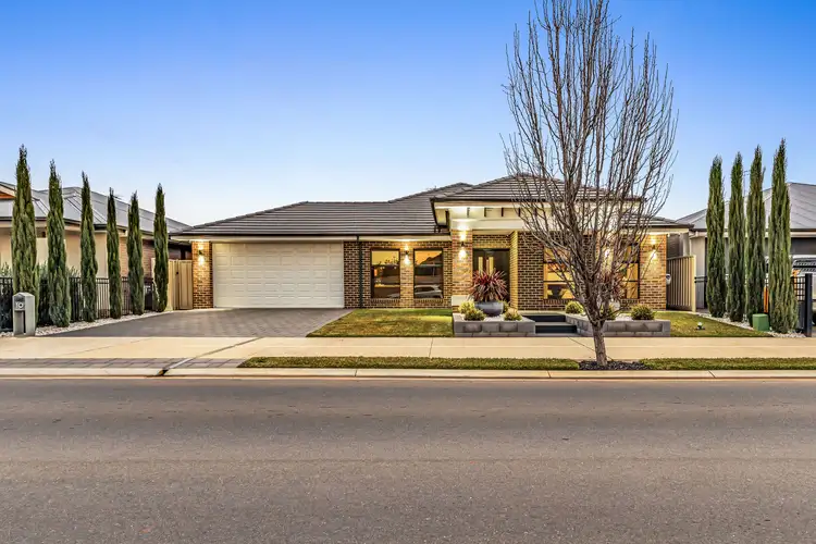 10 Woodbridge Drive, Angle Vale SA 5117