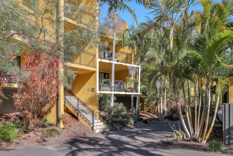 9/2 Adcock Avenue, West Gosford NSW 2250