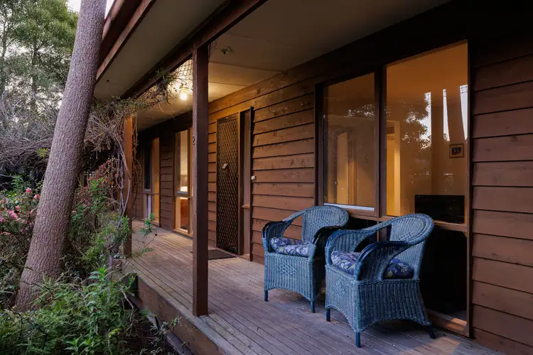 2 Kestrel Court, Cowes VIC 3922