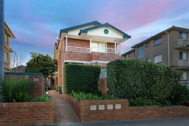 1/39 Rosemont Street, Punchbowl NSW 2196