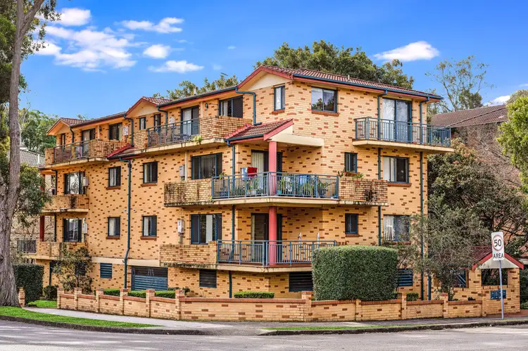 Main view of Homely unit listing, 6/58-60 Macquarie Place, Mortdale NSW 2223