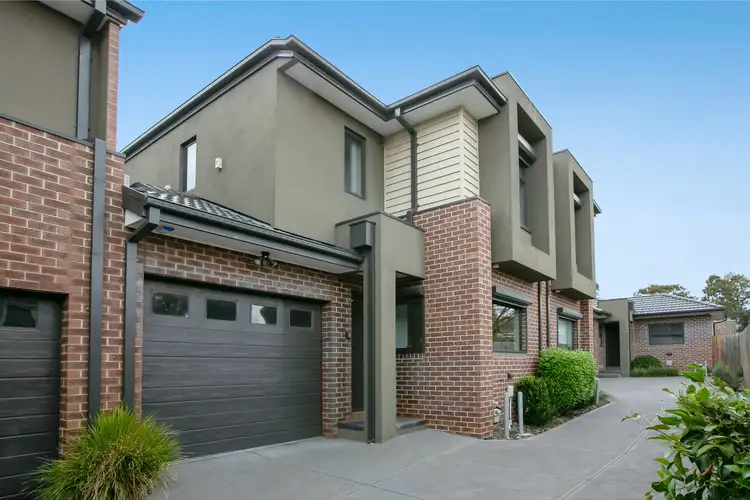 Main view of Homely townhouse listing, 2/5 Cuthbert Road, Reservoir VIC 3073