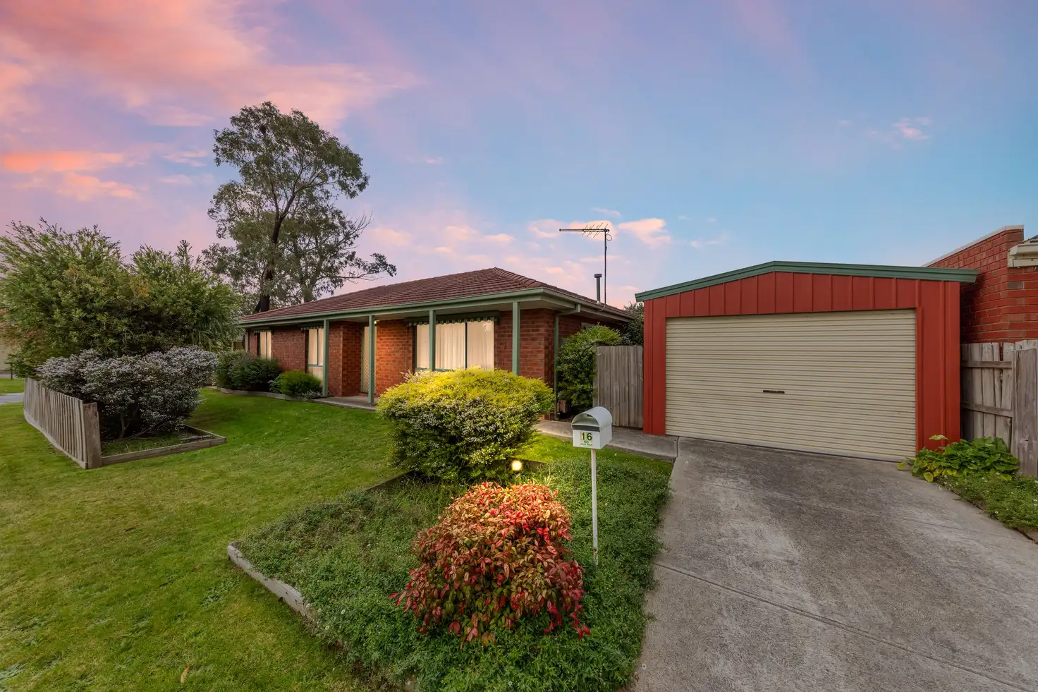 Main view of Homely house listing, 16 Holt Place, Pakenham VIC 3810
