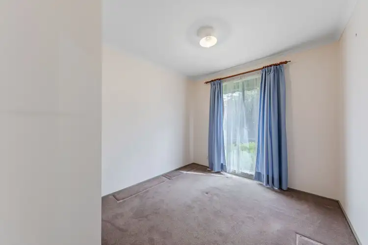 Fifth view of Homely house listing, 16 Holt Place, Pakenham VIC 3810