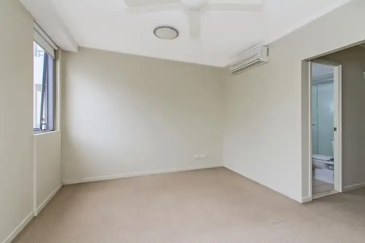 Fourth view of Homely unit listing, 9/154 Musgrave Avenue, Southport QLD 4215