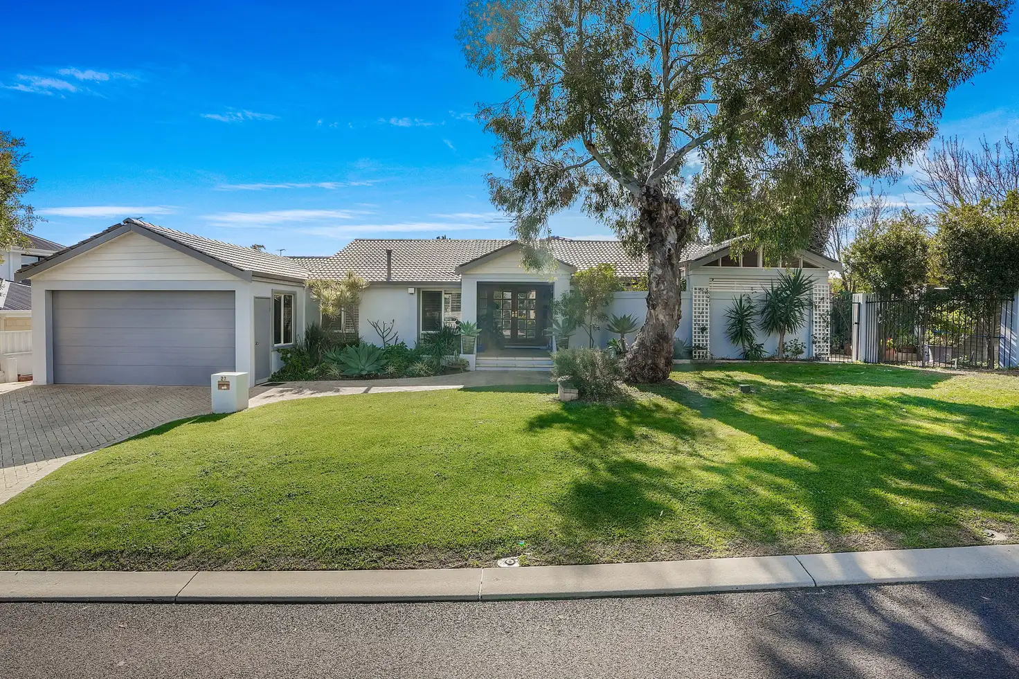 Main view of Homely house listing, 27 Oleander Way, Kallaroo WA 6025