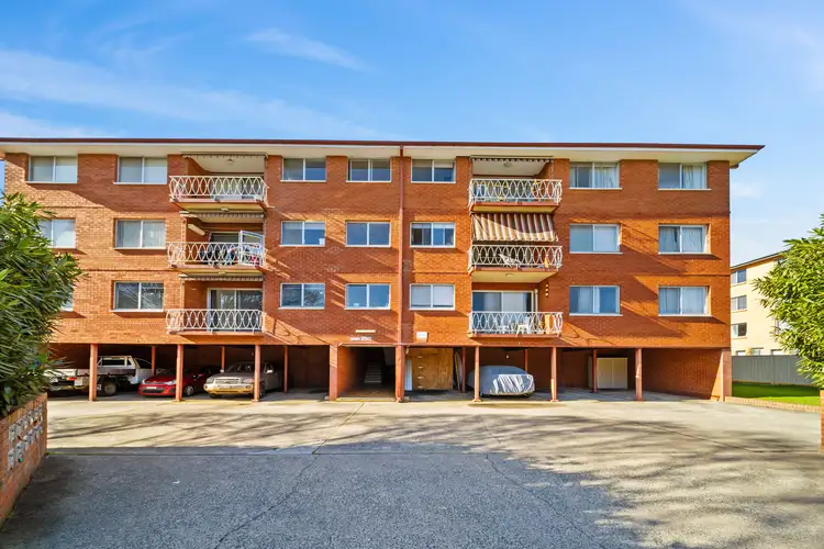 Fourth view of Homely unit listing, 1/56-58 Trinculo Place, Queanbeyan East NSW 2620
