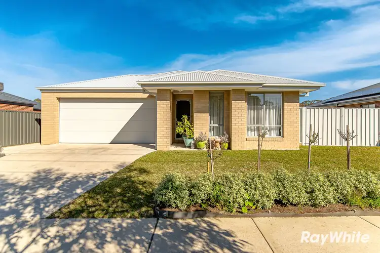 Main view of Homely house listing, 33 Mistletoe Street, Golden Square VIC 3555