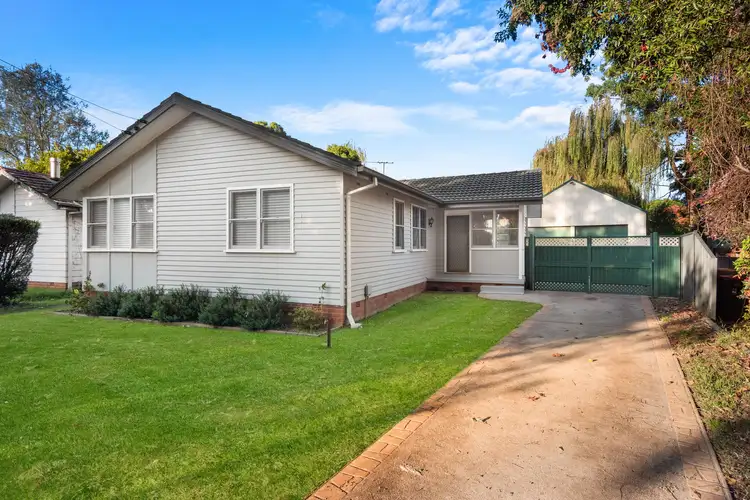 15 Powell Street, Hobartville NSW 2753