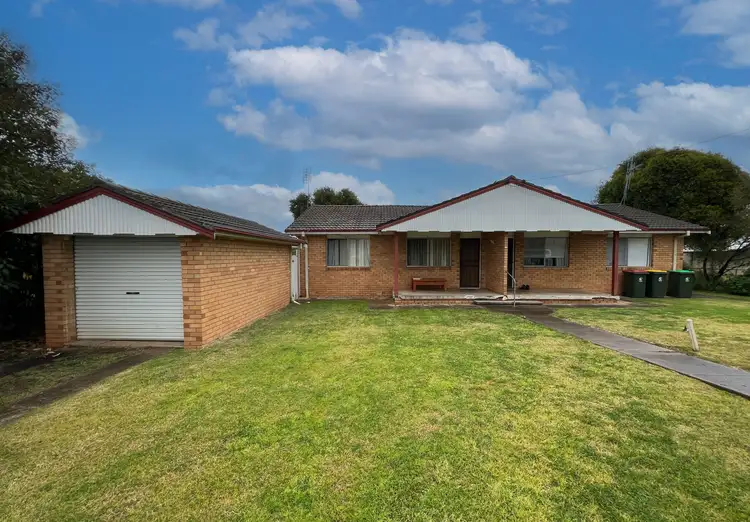 24 Johnson Street, Forbes NSW 2871