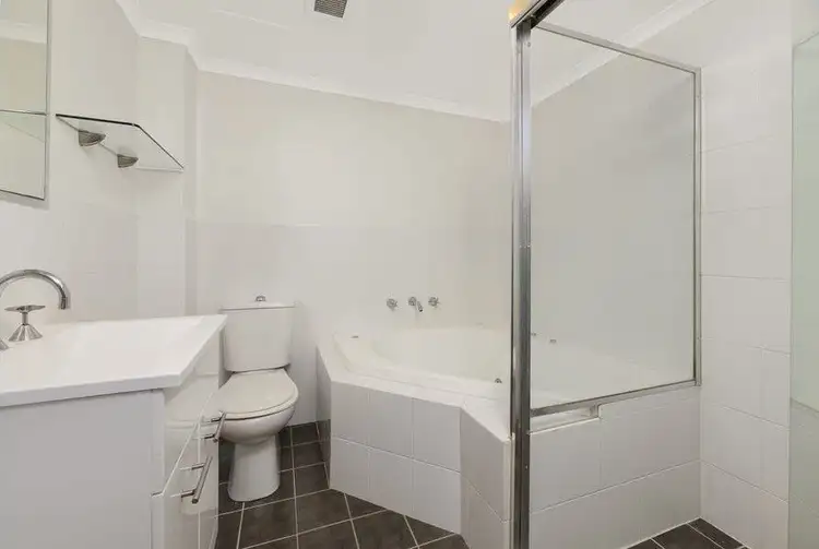 Fourth view of Homely unit listing, 38/22 Ridge Street, North Sydney NSW 2060
