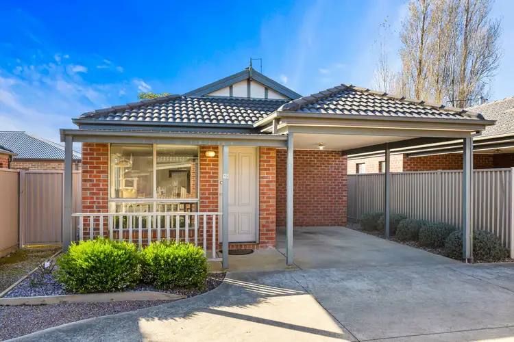 15 Tristan Drive, Sebastopol VIC 3356