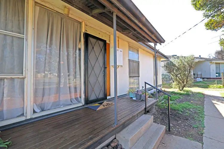 Second view of Homely house listing, 5 Vine Court, Ouyen VIC 3490