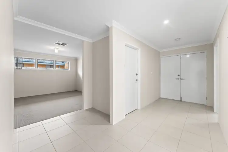 Sixth view of Homely house listing, 8 Kanooka Approach, Baldivis WA 6171