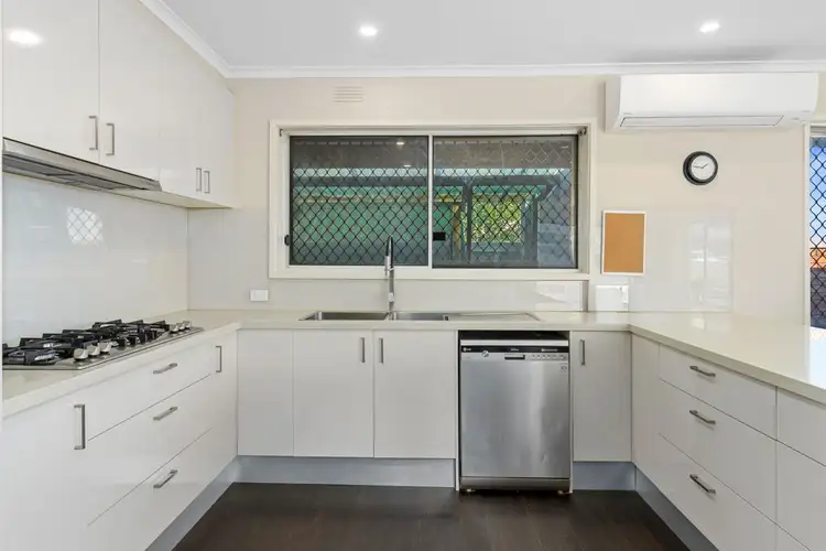 Fourth view of Homely house listing, 2 Rosella Road, Parkdale VIC 3195