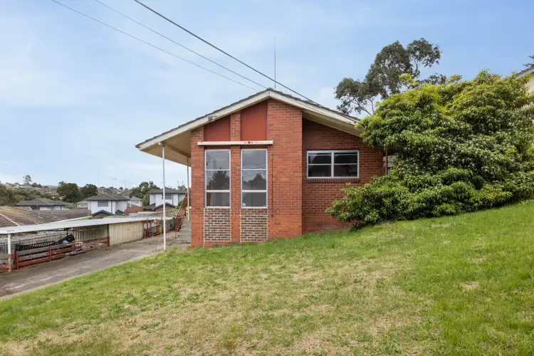 Second view of Homely house listing, 3 Leech Court, Jacana VIC 3047