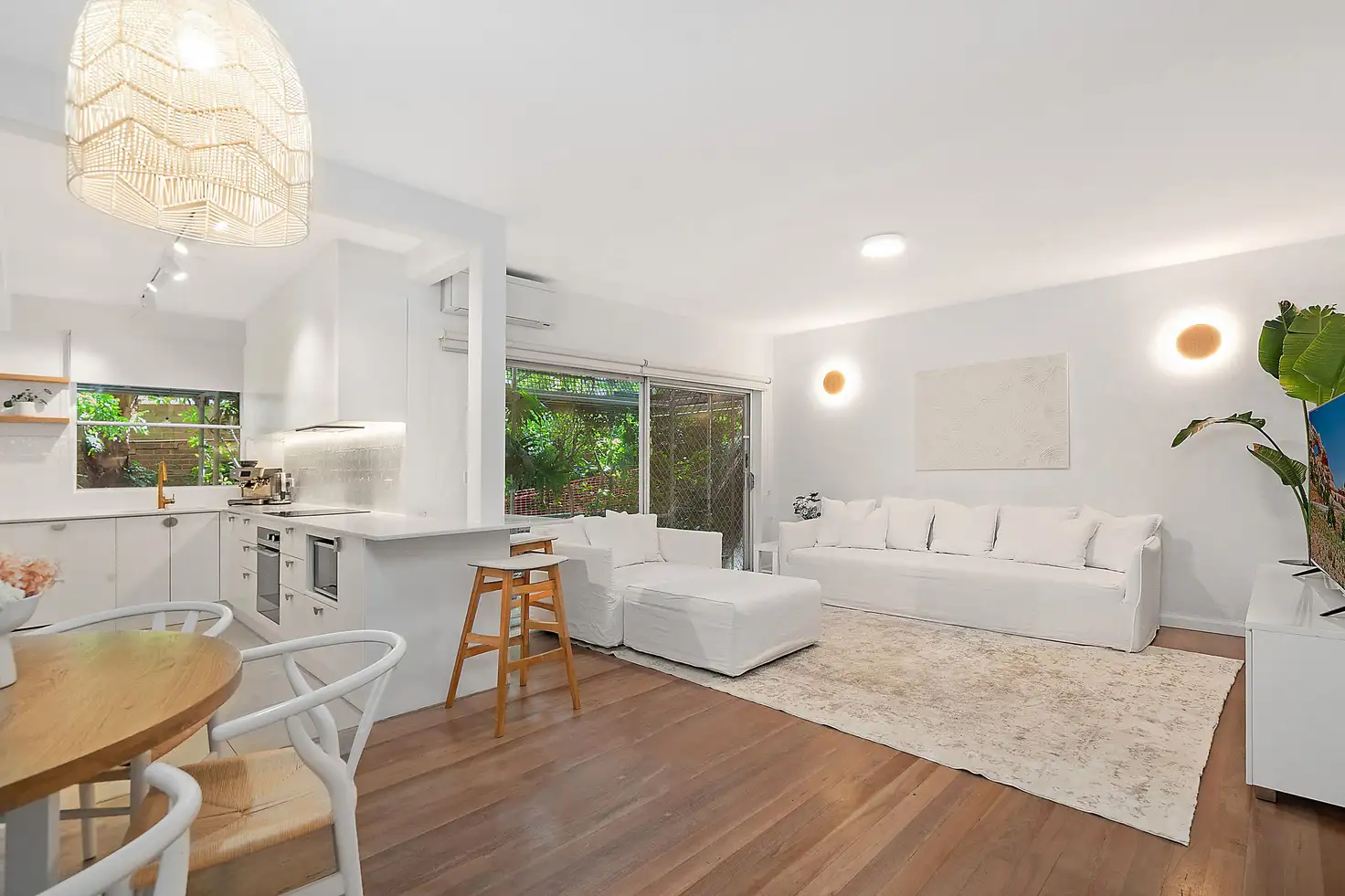 Main view of Homely apartment listing, 4/211 Old South Head Road, Bondi NSW 2026