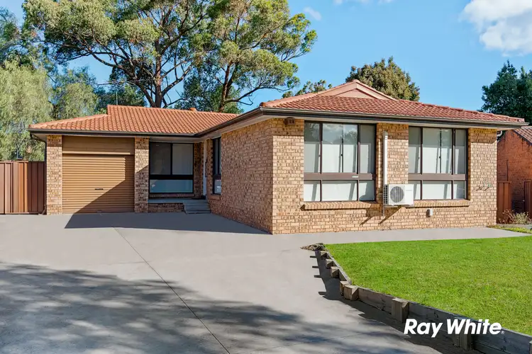 7 Fry Place, Quakers Hill NSW 2763