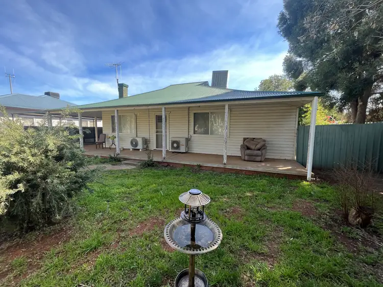 16 Stipa Street