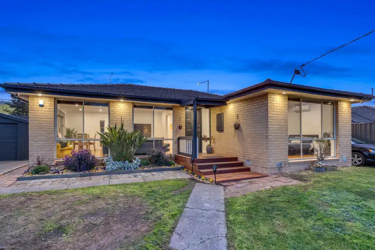 7 Fleetwood Court, Gladstone Park VIC 3043