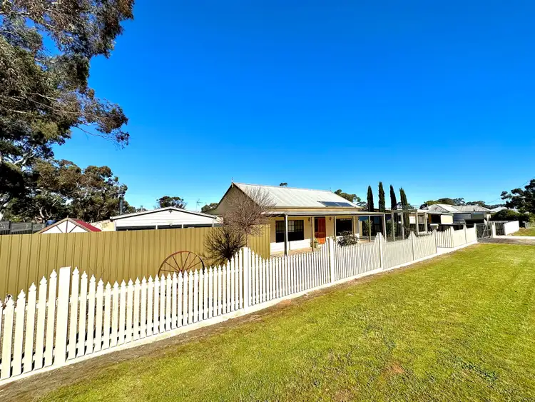 Second view of Homely house listing, 20 Melvyn Street, Bordertown SA 5268