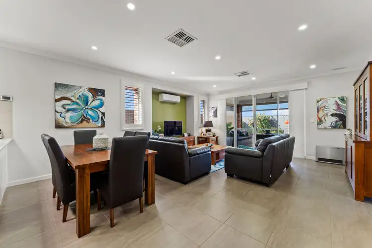 Second view of Homely house listing, 3 Dunrod Rise, Baldivis WA 6171