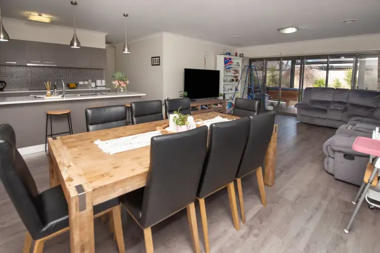 Second view of Homely house listing, 2 Scarlet Street, Swan Hill VIC 3585