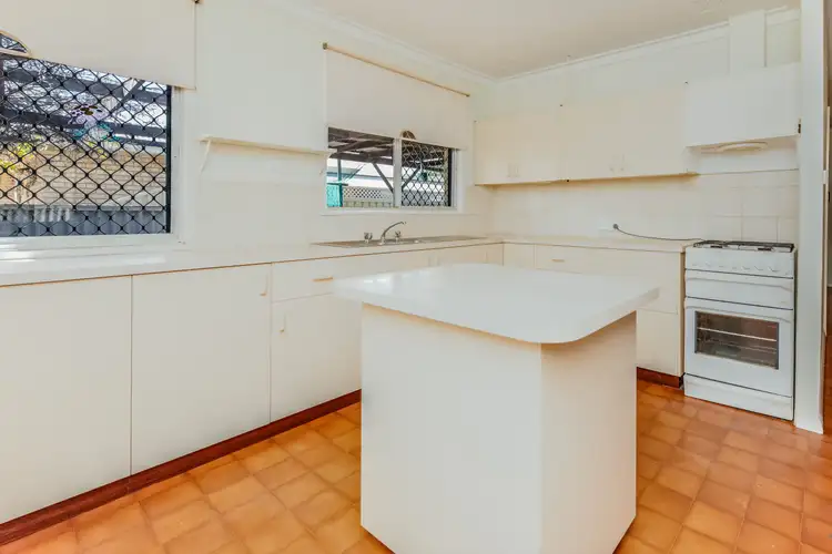 Third view of Homely house listing, 260 Second Street, Wonthella WA 6530