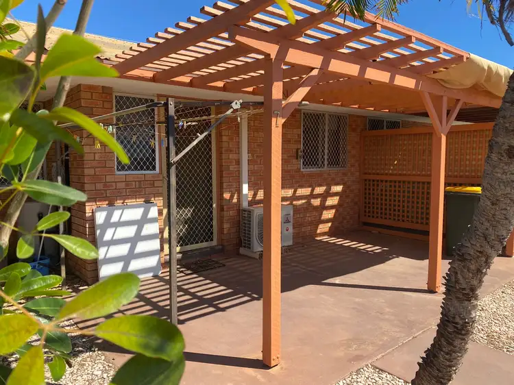 1 Maidstone Crescent