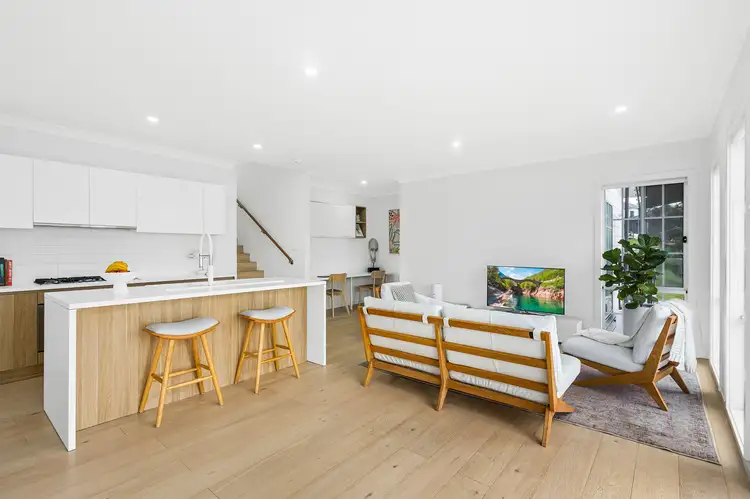 Second view of Homely house listing, 6 Backhouse Road, Lake Heights NSW 2502