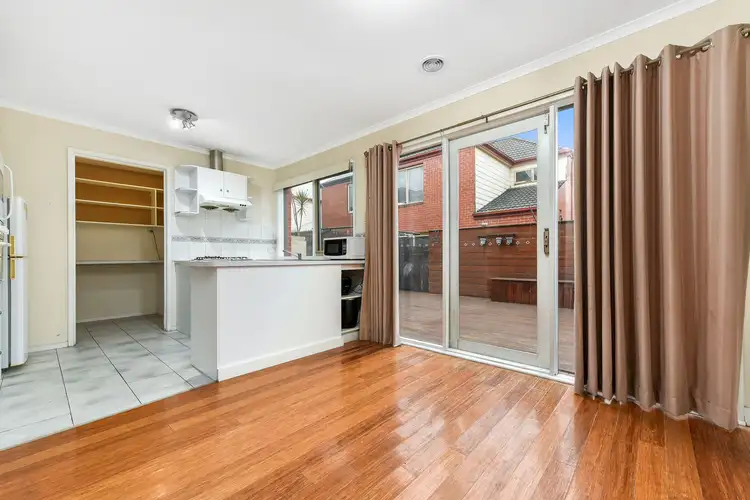 Fifth view of Homely house listing, 15 Crown Close, Oakleigh East VIC 3166