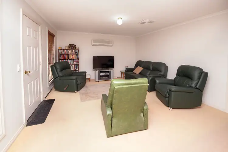 Second view of Homely house listing, 5/141 Stradbroke Avenue, Swan Hill VIC 3585