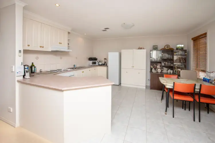 Fourth view of Homely house listing, 5/141 Stradbroke Avenue, Swan Hill VIC 3585