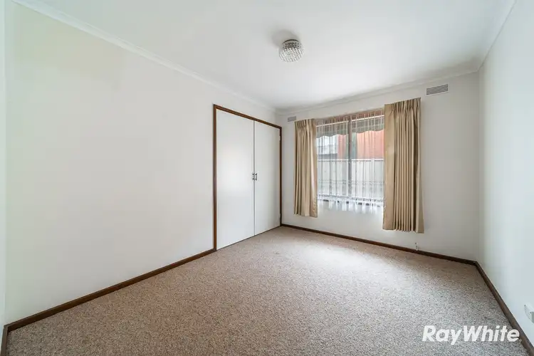 Sixth view of Homely house listing, 17 Aviary Court, Strathdale VIC 3550