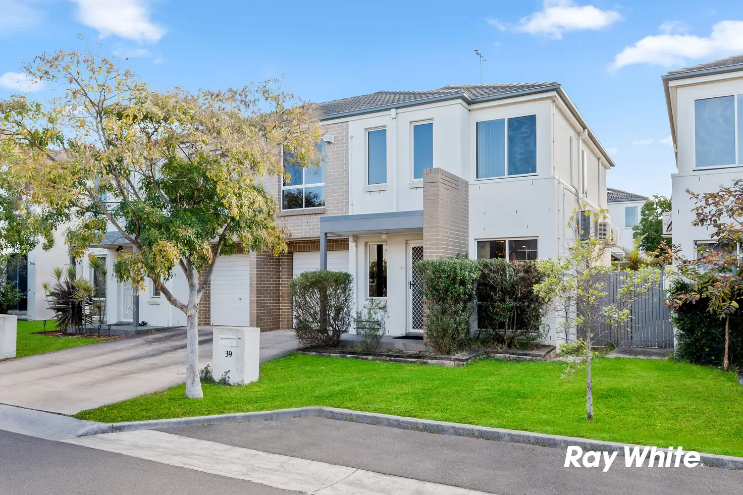 Main view of Homely semi-detached listing, 39 Dianella Circuit, Woodcroft NSW 2767